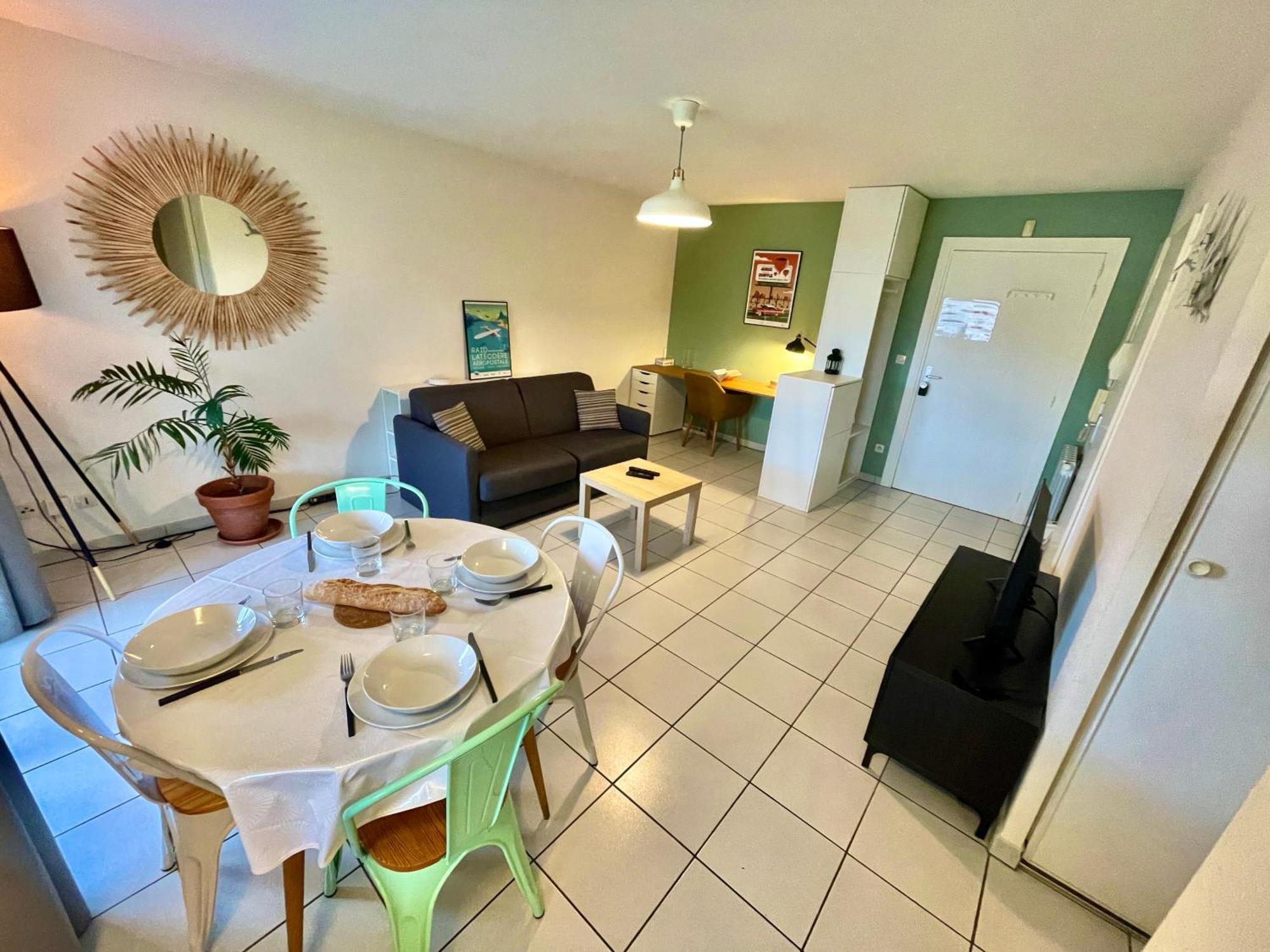 " Cote Parc " Cite De L'Espace - Balcon - Piscine Toulouse Ngoại thất bức ảnh